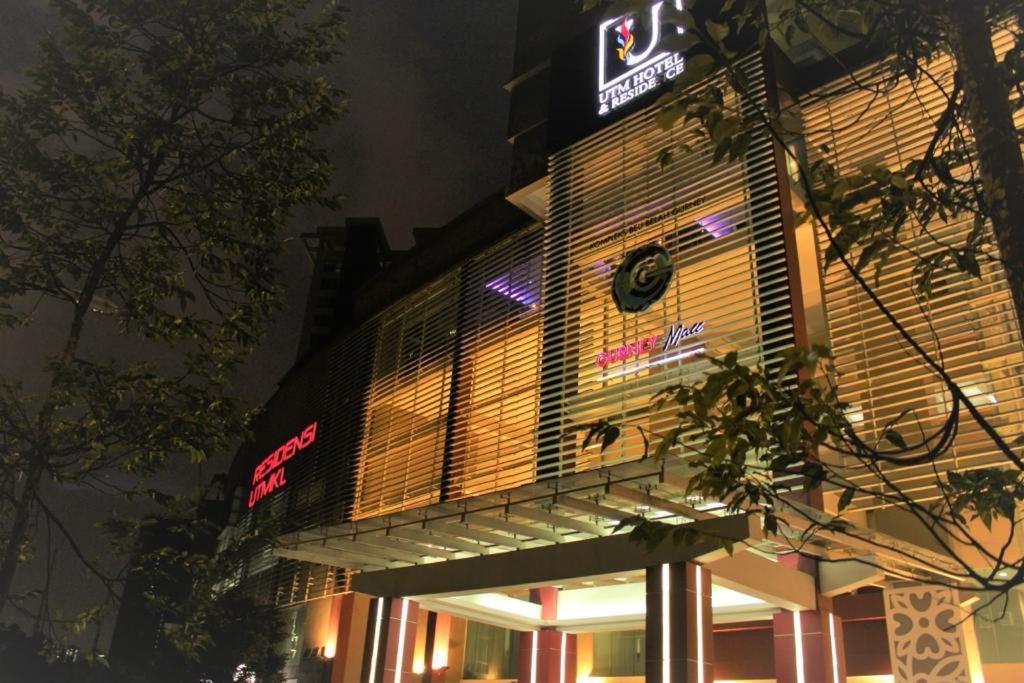 Utm & 3* Kuala Lumpur